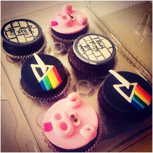 Pink Floyd cakes